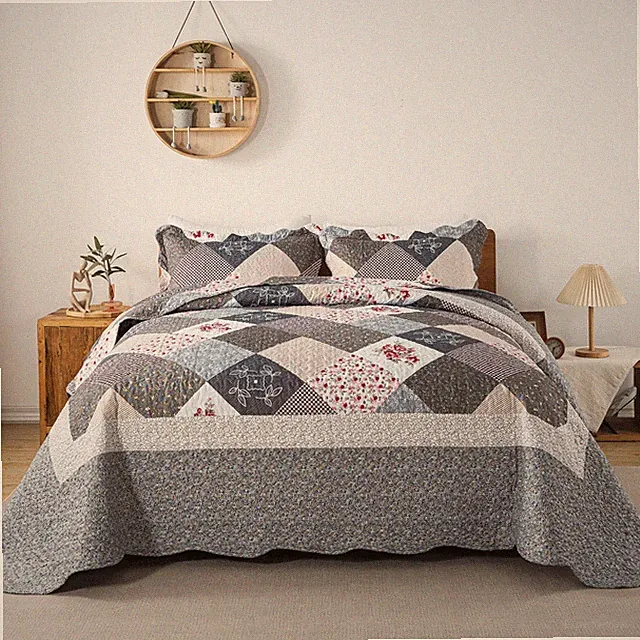 Oversized King Bedspread Set 120x120 - 3 Pcs Reversible Quilt Grey