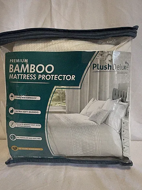 Plush Deluxe Premium Bamboo Mattress Protector California King Waterproof NEW